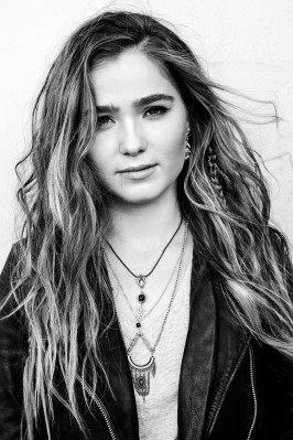Haley Lu Richardson pic #1222560