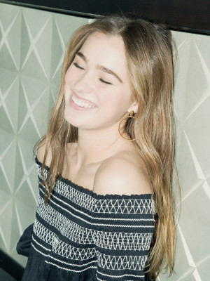 Haley Lu Richardson pic #1221911