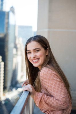 Haley Lu Richardson pic #1221948
