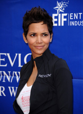 photo 29 in Halle Berry gallery [id392681] 2011-05-10 00:00:00