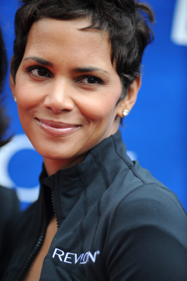 Halle Berry pic #392678