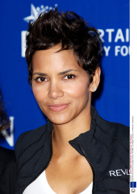 Halle Berry pic #392679