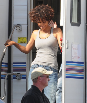 Halle Berry pic #538123