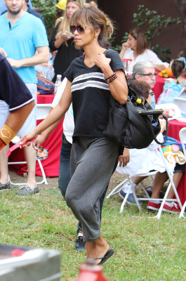 Halle Berry pic #838544