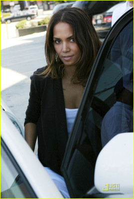 Halle Berry pic #145908