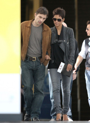 Halle Berry pic #347145