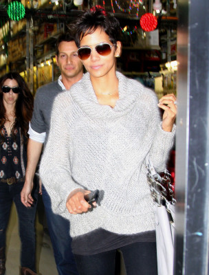 Halle Berry pic #356551