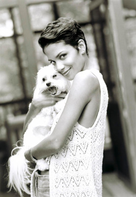 photo 4 in Halle Berry gallery [id127781] 2009-01-10 00:00:00