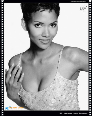 Halle Berry pic #20091