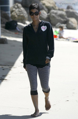 Halle Berry pic #265332