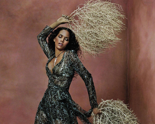 Halle Berry pic #149016