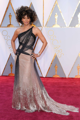 Halle Berry – 2017 Academy Awards in Hollywood