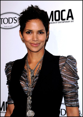 photo 19 in Halle Berry gallery [id258067] 2010-04-23 00:00:00