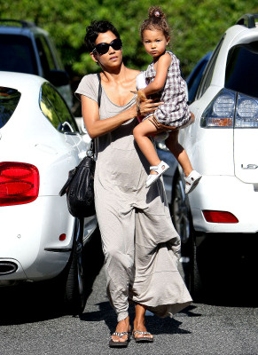 Halle Berry pic #284567