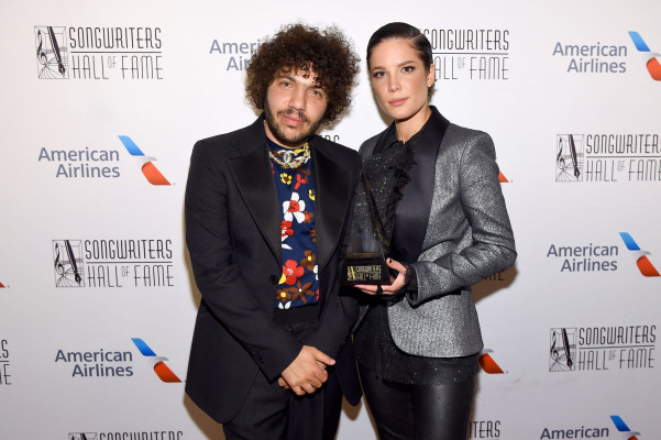 Halsey - Songwriters Hall of Fame in New York 06/13/2019