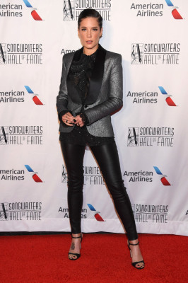 Halsey - Songwriters Hall of Fame in New York 06/13/2019