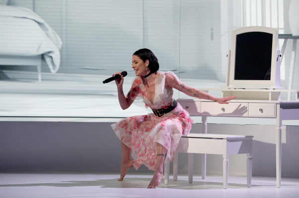 Halsey - The Ellen DeGeneres Show 10/29/2019