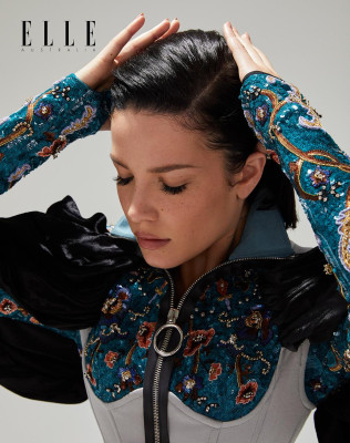 Halsey - Elle Australia December 2019
