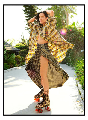 Halsey – Cosmopolitan October 2019