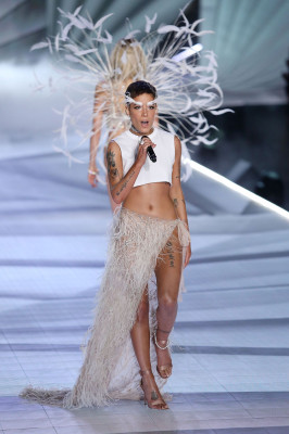 Halsey Performing at 2018 VS Fashion Show in NYC