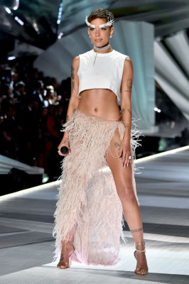 Halsey Performing at 2018 VS Fashion Show in NYC