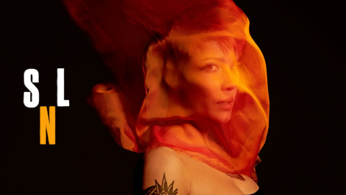Halsey – Saturday Night Live, February 2019