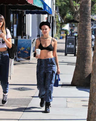 Halsey Street Style