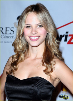 Halston Sage pic #886245