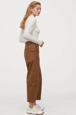 HANA JIRICKOVA for H&amp;M, December 2019