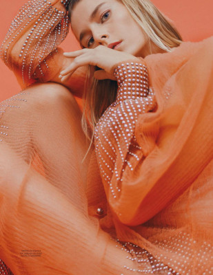 Hana Soukupova ~ Harper’s Bazaar España 03. 2023 by Alvaro Gracia