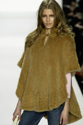 photo 23 in Hana Soukupova gallery [id27698] -0001-11-30 00:00:00
