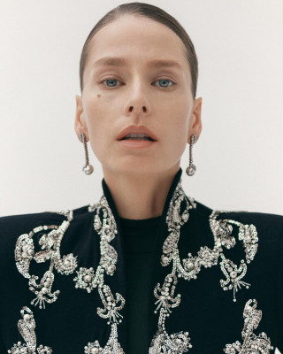 Hana Soukupova for Noir Magazine by Alvaro Gracia