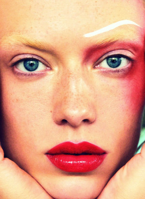 Hannah Ferguson - Vogue Portugal