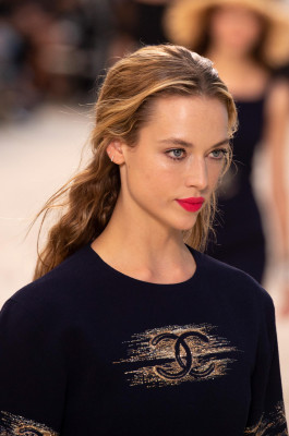 Hannah Ferguson - Chanel Spring/Summer 2019 Fashion Show in New York 