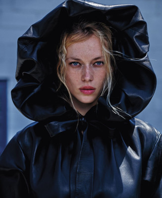  Hannah Ferguson - Elle US
