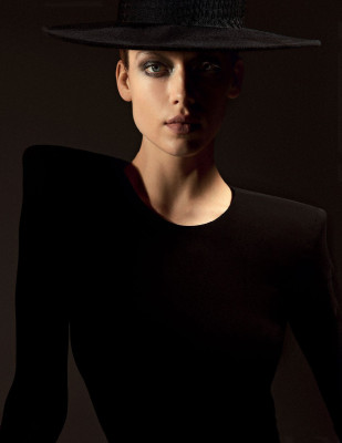 Hannah Ferguson - Vogue Arabia