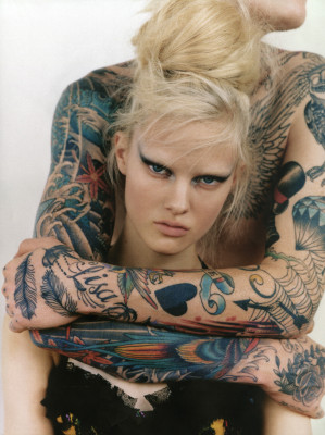 photo 5 in Hannah Holman gallery [id310087] 2010-11-02 00:00:00