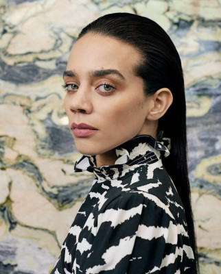 HANNAH JOHN-KAMEN in ES Magazine, February 2020