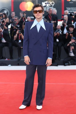 &#039;Don&#039;t Worry, Darling&#039; Premiere in Venice 09/05/2022