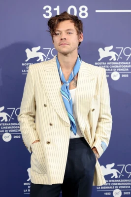 &#039;Don&#039;t Worry, Darling&#039; Photocall in Venice 09/05/2022