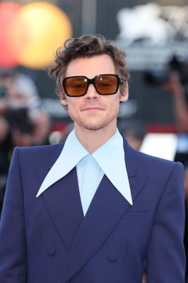 &#039;Don&#039;t Worry, Darling&#039; Premiere in Venice 09/05/2022