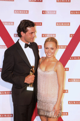 photo 21 in Hayden Panettiere  gallery [id385936] 2011-04-19 00:00:00