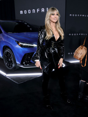 Heidi Klum - &#039;Moonfall&#039; Los Angeles Premiere 01/31/2022
