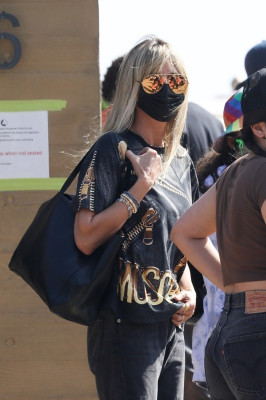 Heidi Klum is seen in Malibu // 27.09.2020