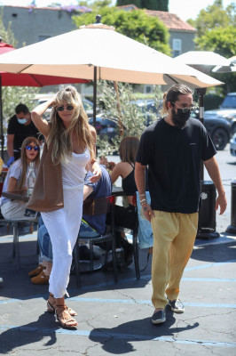 Heidi Klum - At Fred Segal in West Hollywood | 07.03.2021