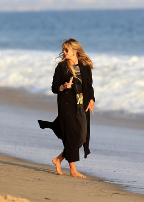 Heidi Klum is seen in Malibu // 27.09.2020