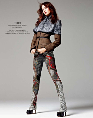 Heidi Mount for Sure Korea September 2012