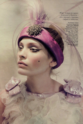 Heidi Mount for Vogue Russia May 2010 by Paolo Roversi
