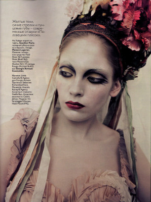 Heidi Mount for Vogue Russia May 2010 by Paolo Roversi