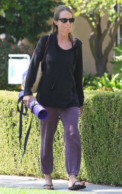 photo 9 in Helen Hunt gallery [id544559] 2012-08-06 00:00:00